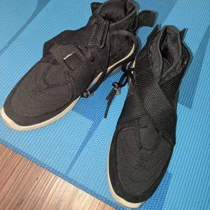Nike x Fear of God Raid Black Mens 5 / Womens 6.5